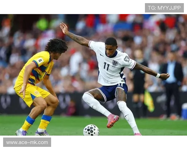 拉什福德技术全面解析：与同位置球员对比揭示其独特优势