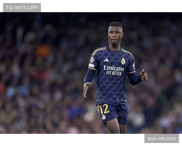 卡马文加能否胜任中场组织核心 卡马文加能否胜任中场组织核心